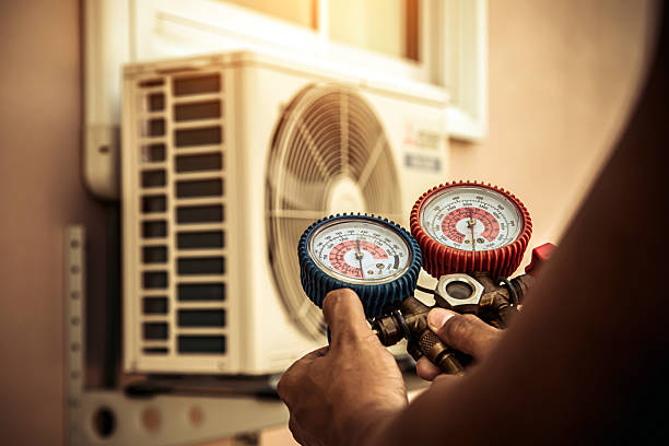 Professional Ac Installation technician working in Fischer, TX